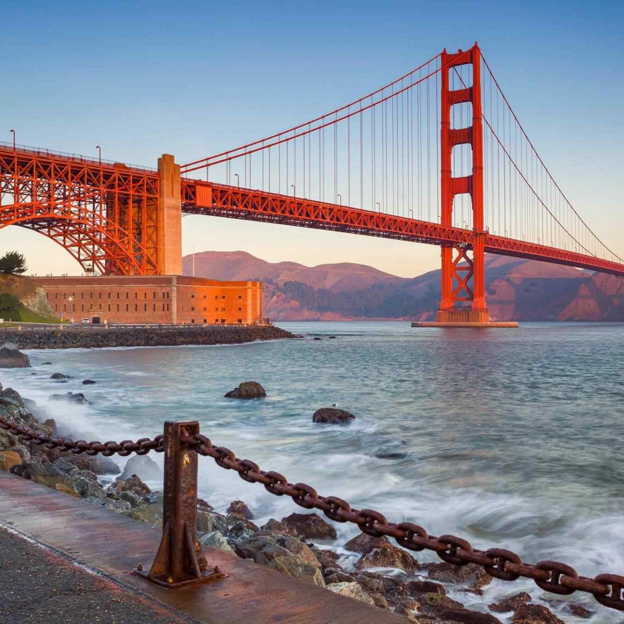 https://elhelowtours.com/wp-content/uploads/2018/09/destination-san-francisco-01-1280x1280.jpg